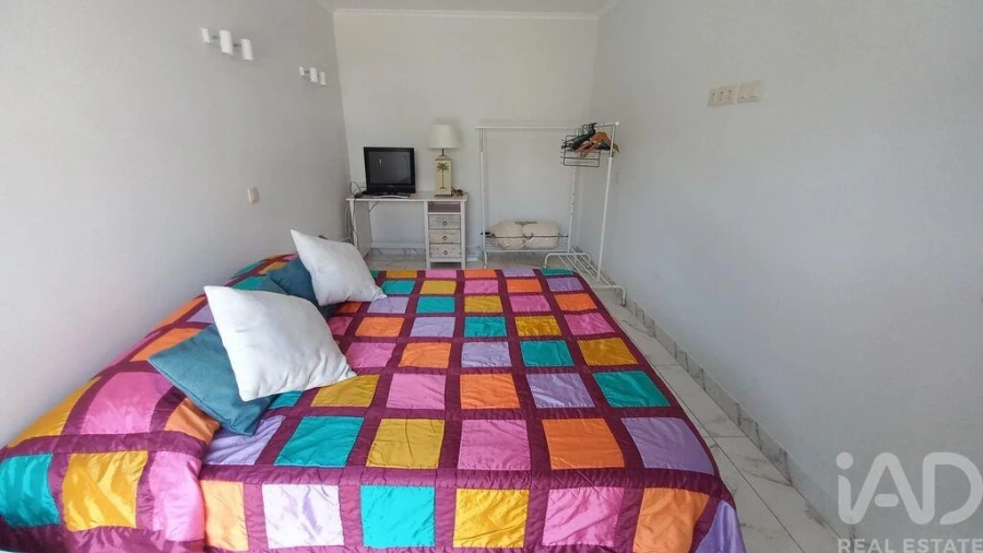 Apartamento T1 para Venda em Quarteira Foto 8