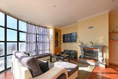 Apartamento T2 para Venda em São Felix da Marinha