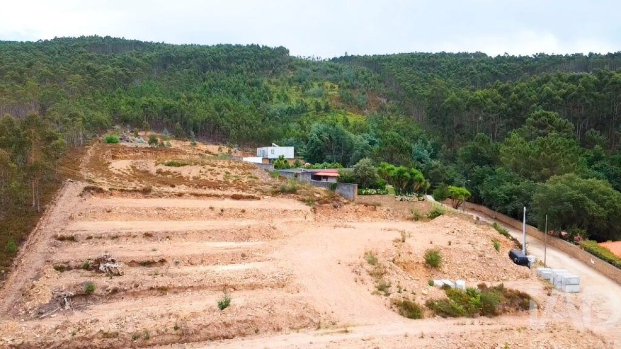 Terreno para Venda em Fragoso Foto 5