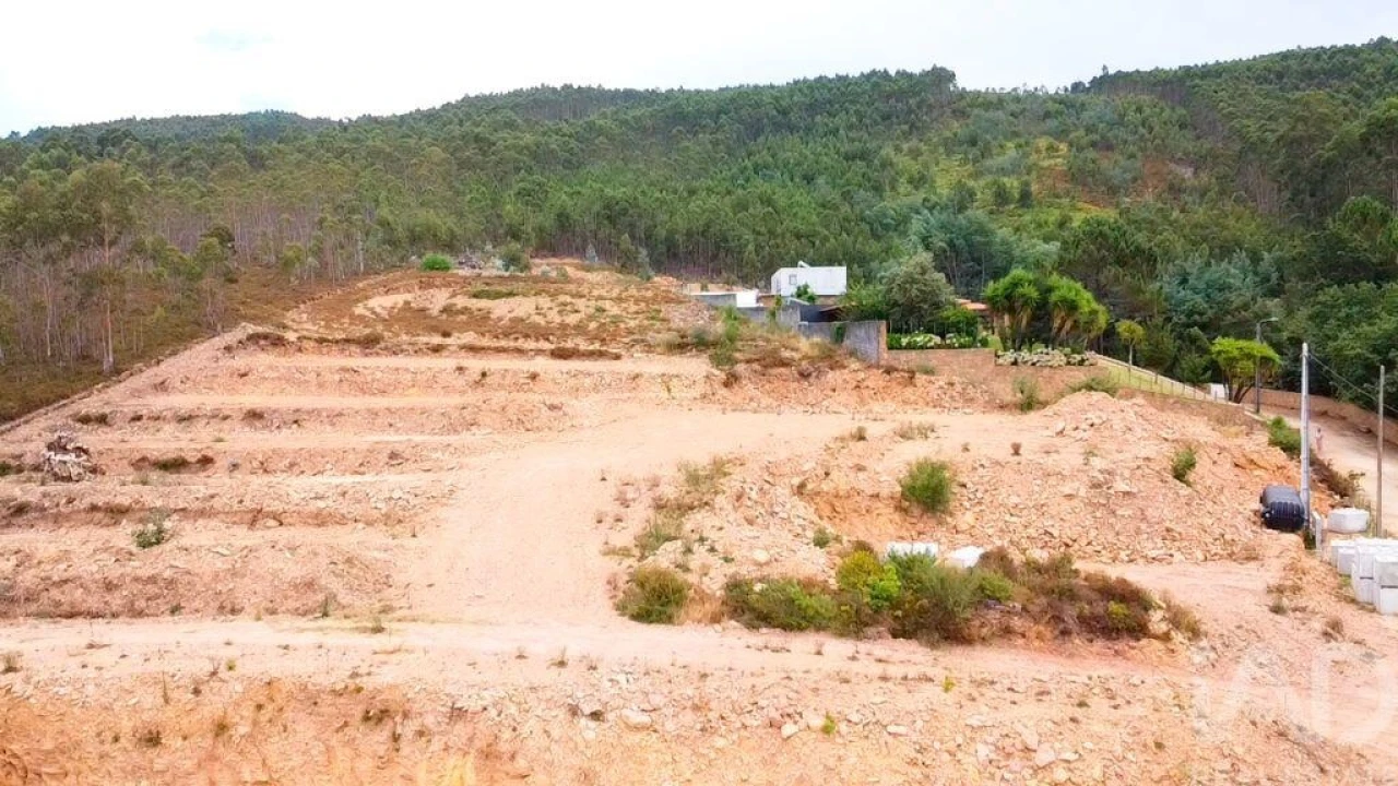 Terreno para Venda em Fragoso Foto 4
