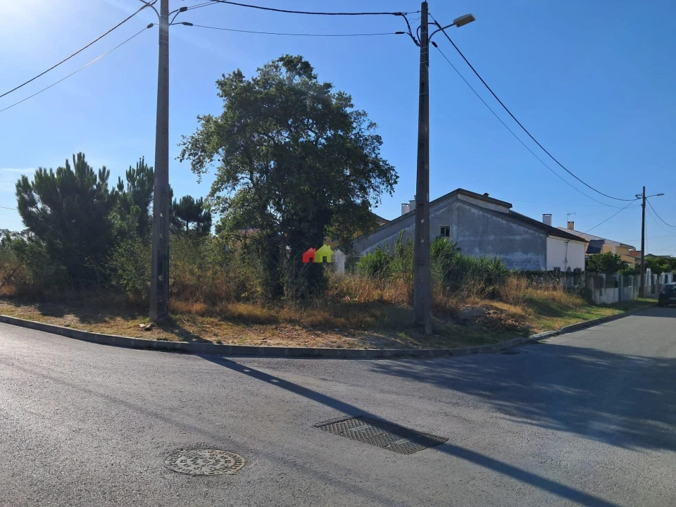 Terreno para Venda em Quinta do Conde Foto 1