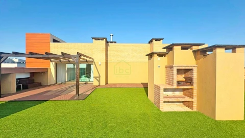 Apartamento T3 para Venda em Póvoa de Varzim, Beiriz e Argivai