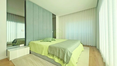 Apartamento T3 para Venda em Póvoa de Varzim, Beiriz e Argivai