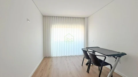 Apartamento T3 para Venda em Póvoa de Varzim, Beiriz e Argivai