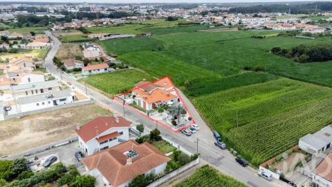 Moradia T4 para Venda em Ovar, São João, Arada e São Vicente de Pereira Jusã