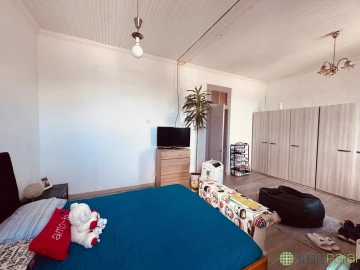 Negócio para Venda em Horta (Matriz)