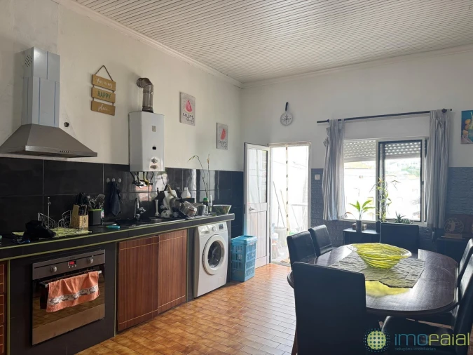 Negócio para Venda em Horta (Matriz) Foto 36