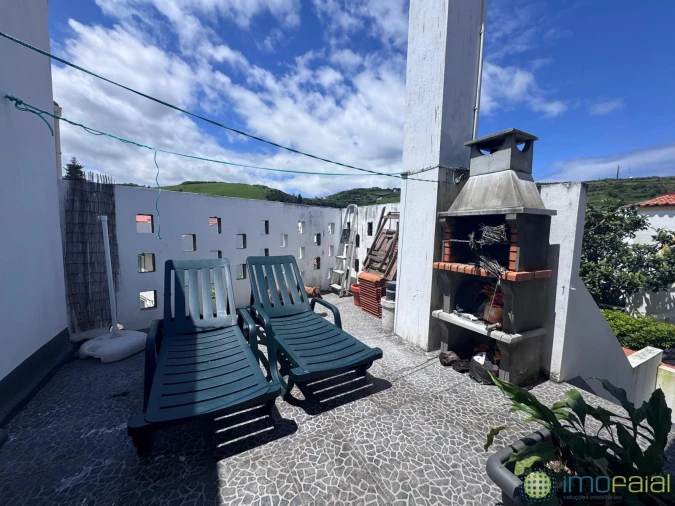 Negócio para Venda em Horta (Matriz) Foto 44