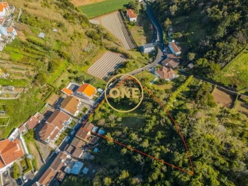 Prédio para Venda em Agua de Pau