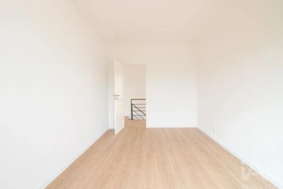 Apartamento T4 para Venda em Bombarral e Vale Covo