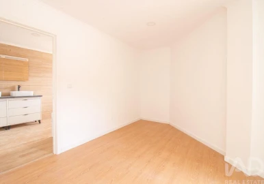 Apartamento T4 para Venda em Bombarral e Vale Covo