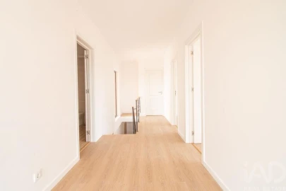 Apartamento T4 para Venda em Bombarral e Vale Covo