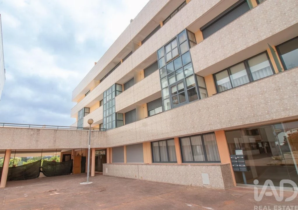 Apartamento T4 para Venda em Bombarral e Vale Covo Foto 34