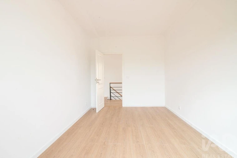 Apartamento T4 para Venda em Bombarral e Vale Covo Foto 25