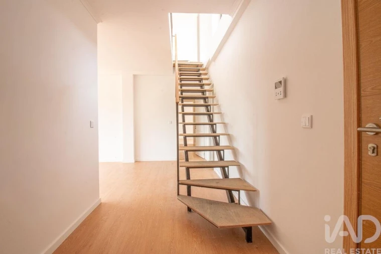 Apartamento T4 para Venda em Bombarral e Vale Covo Foto 5
