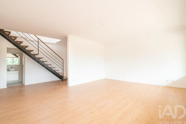 Apartamento T4 para Venda em Bombarral e Vale Covo Foto 4