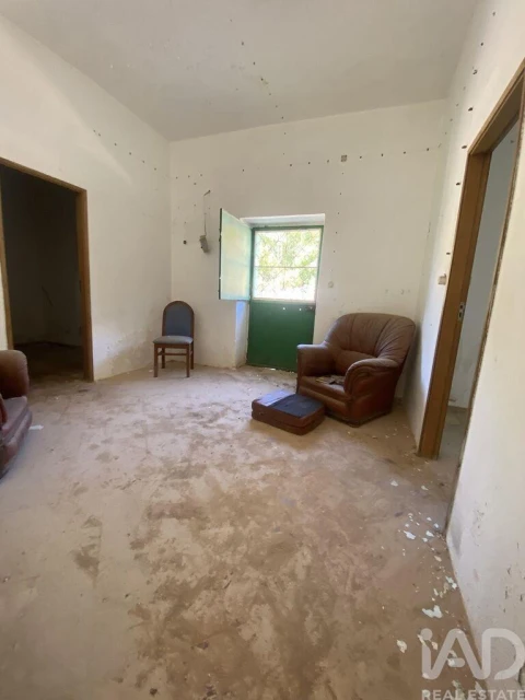 Moradia T2 para Venda em Loule (São Clemente)
