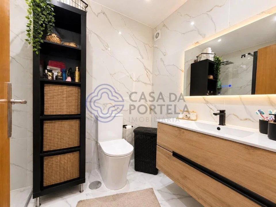 Apartamento T2 para Venda em Valongo Foto 7