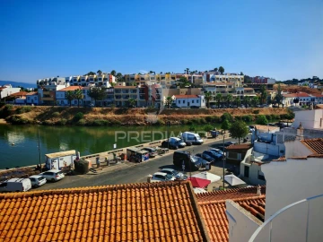 Moradia T1 para Venda em Ferragudo