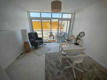 Moradia T1 para Venda em Ferragudo