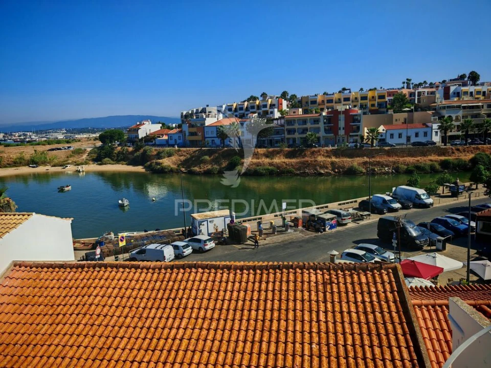 Moradia T1 para Venda em Ferragudo Foto 1