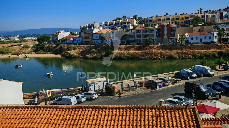 Moradia T1 para Venda em Ferragudo