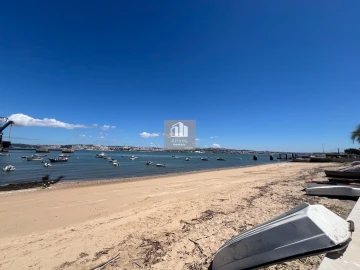 Prédio para Venda em Caparica e Trafaria