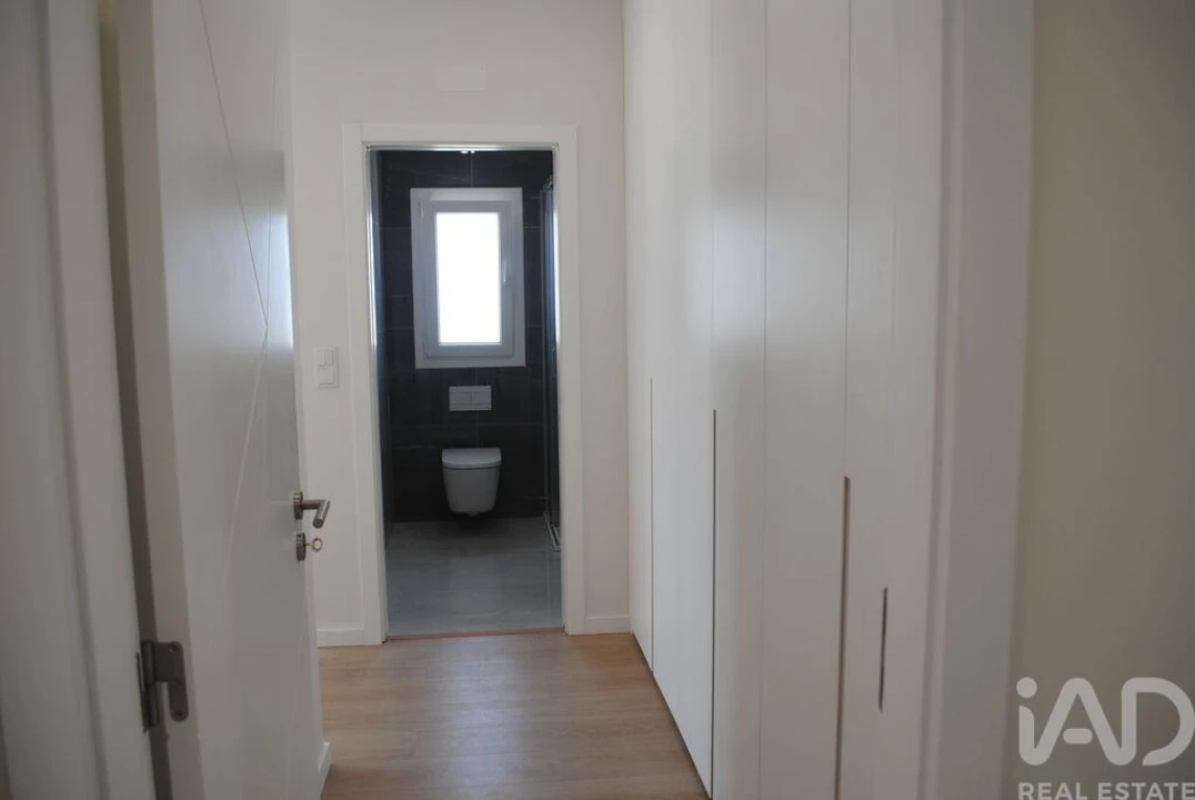 Moradia T4 para Venda em Quinta do Anjo Foto 10