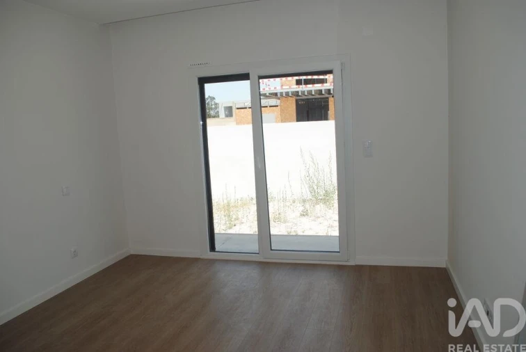 Moradia T4 para Venda em Quinta do Anjo Foto 17