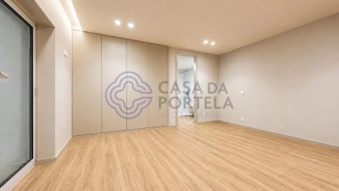 Apartamento T3 para Venda em Póvoa de Varzim, Beiriz e Argivai