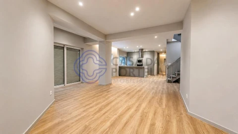 Apartamento T3 para Venda em Póvoa de Varzim, Beiriz e Argivai
