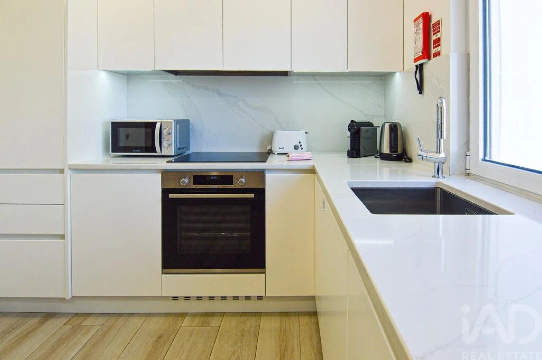 Apartamento T2 para Venda em Quarteira Foto 10