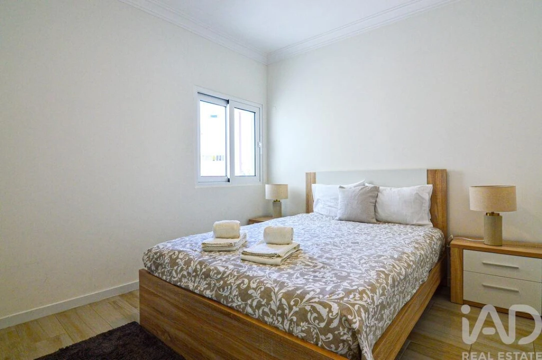 Apartamento T2 para Venda em Quarteira Foto 14