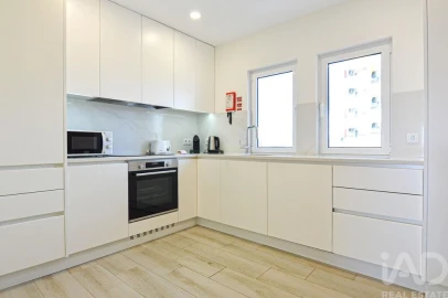 Apartamento T2 para Venda em Quarteira