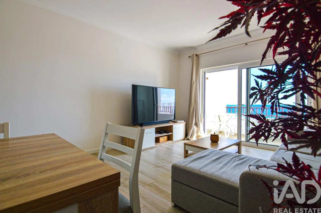 Apartamento T2 para Venda em Quarteira Foto 6