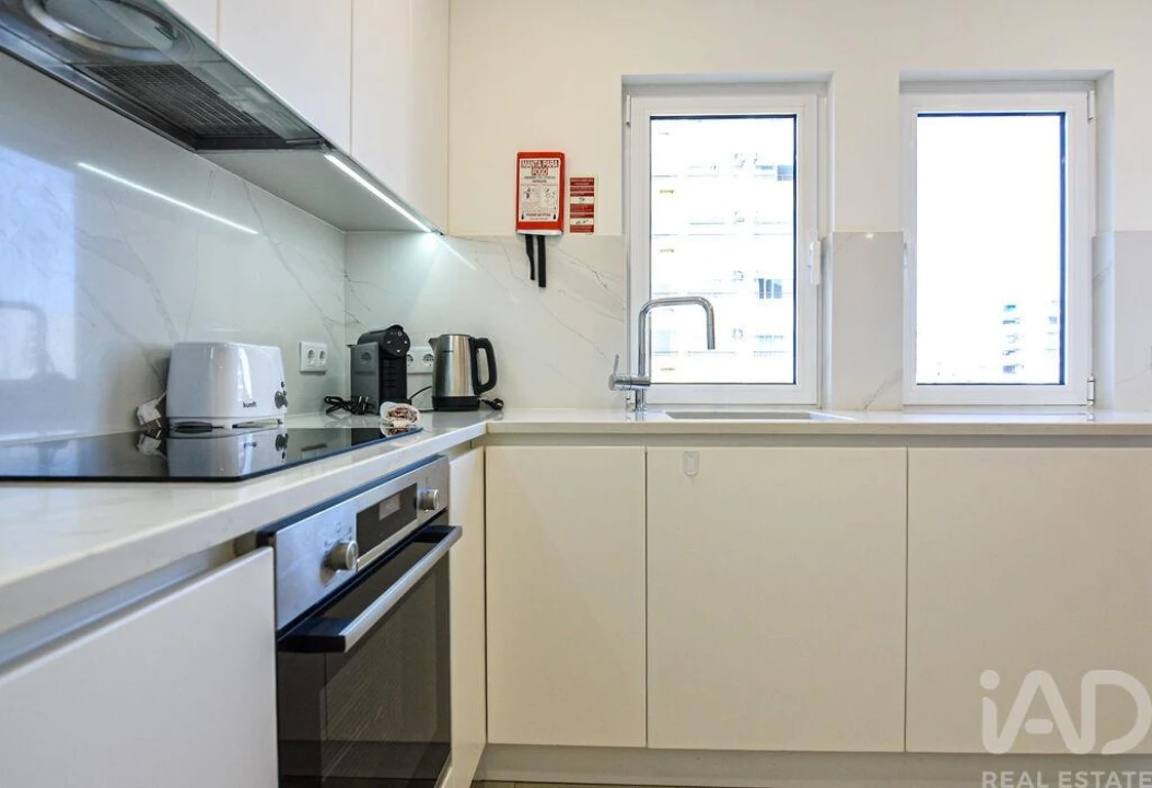 Apartamento T2 para Venda em Quarteira Foto 9