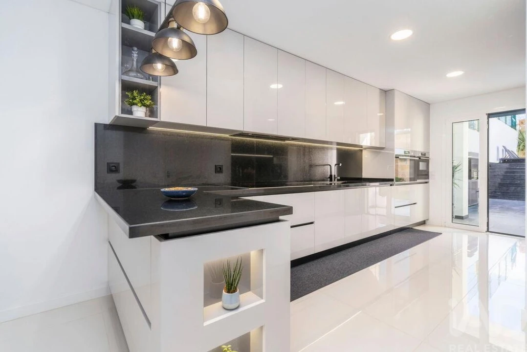 Moradia T4 para Venda em Conceição e Estoi Foto 14