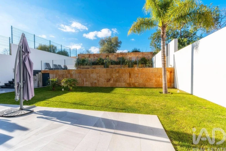 Moradia T4 para Venda em Conceição e Estoi Foto 8