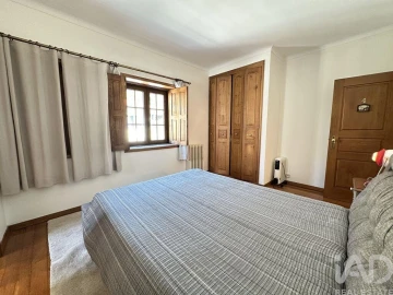 Moradia T6 para Venda em Ventosa e Cova