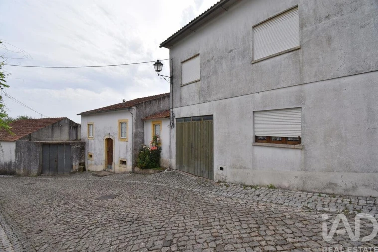 Moradia para Venda em Espinhal Foto 3