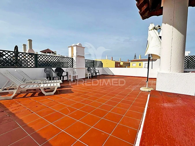 Apartamento T2 para Venda em Quarteira Foto 12