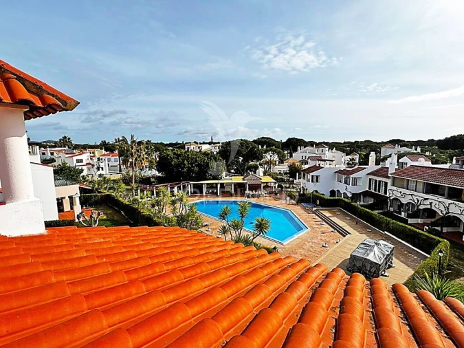 Apartamento T2 para Venda em Quarteira Foto 5