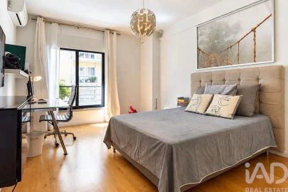 Apartamento T3 para Venda em Olivais