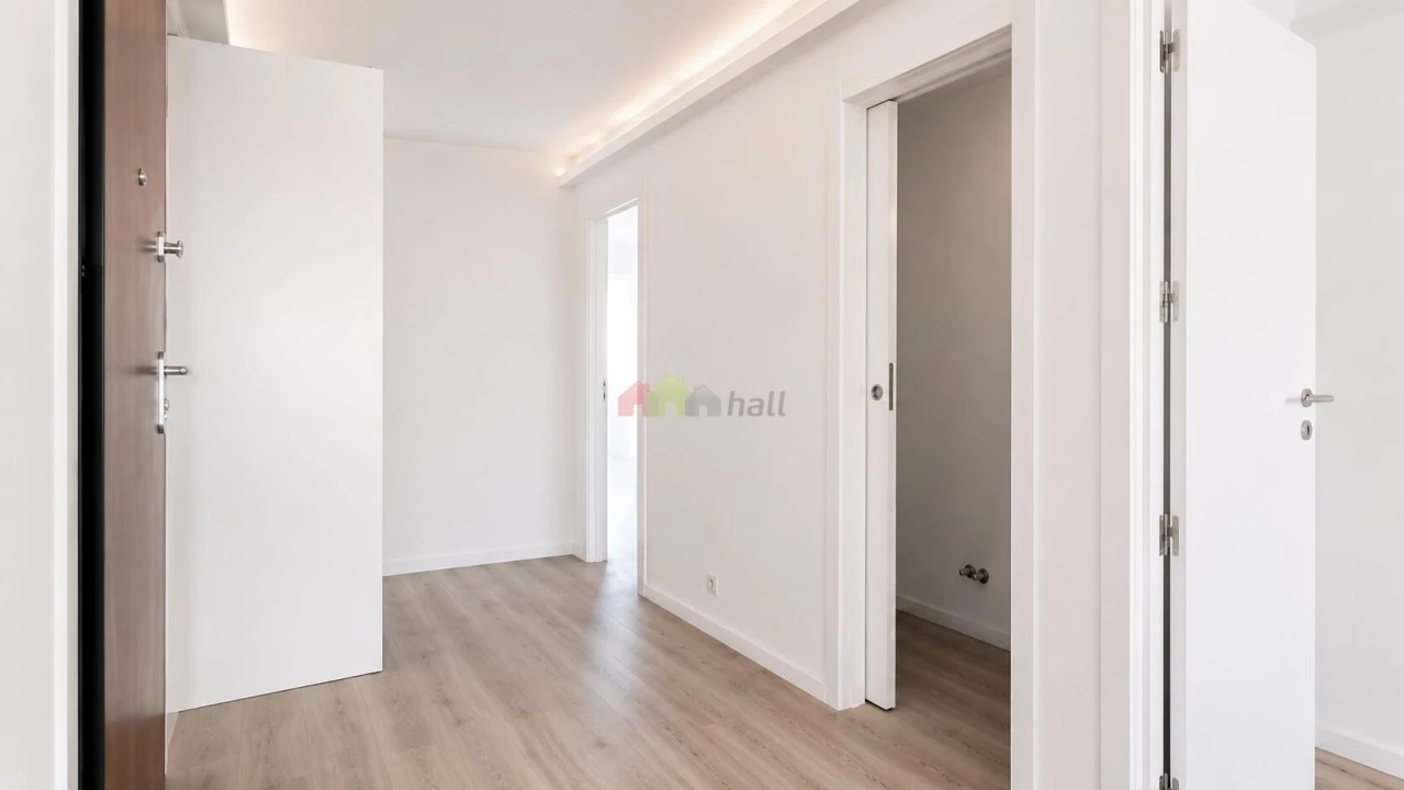 Apartamento T2 para Arrendamento em União das Freguesias de Setúbal Foto 24