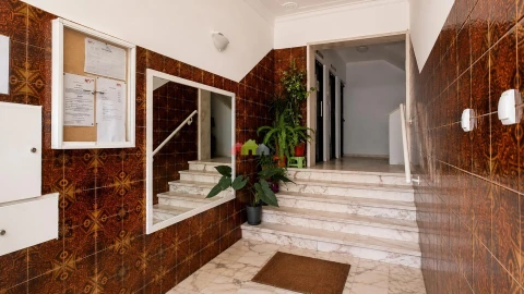 Apartamento T2 para Arrendamento em União das Freguesias de Setúbal