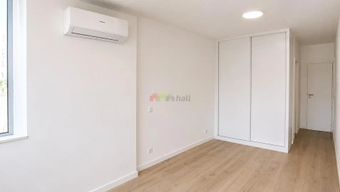 Apartamento T2 para Arrendamento em União das Freguesias de Setúbal