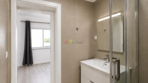 Apartamento T2 para Arrendamento em União das Freguesias de Setúbal