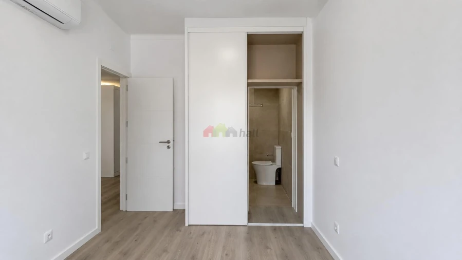 Apartamento T2 para Arrendamento em União das Freguesias de Setúbal Foto 17
