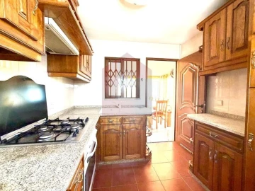 Moradia T4 para Venda em Vila Verde e Barbudo