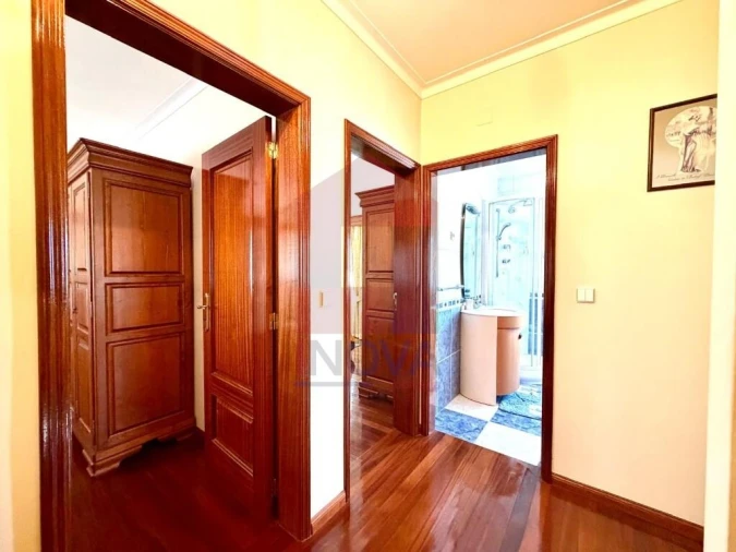 Moradia T4 para Venda em Vila Verde e Barbudo Foto 16